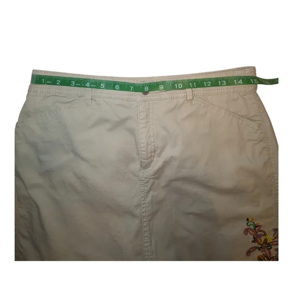 Croft & Barrow Cream Skort with Colorful Embroidery - Picture 3 of 7